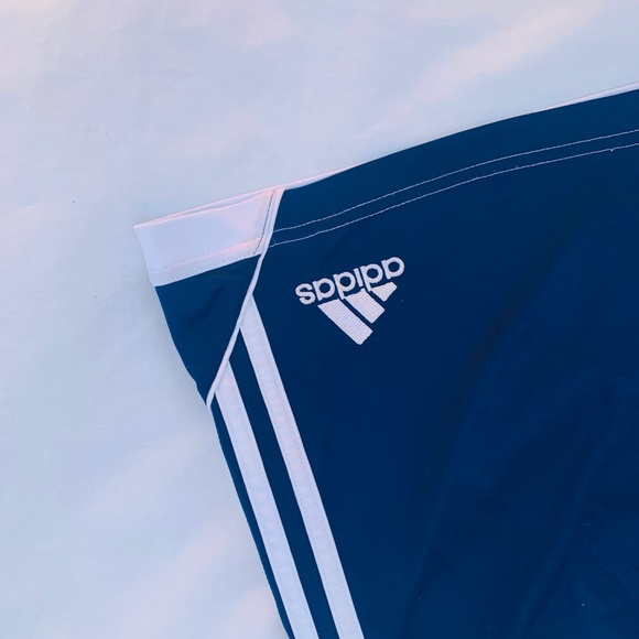 Adidas  means shorts - Picture 6 of 7